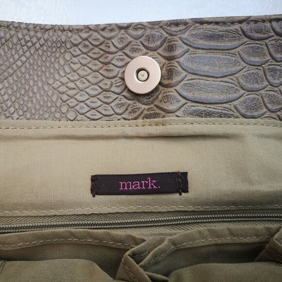 mark. (Avon Product) Sage Green Crocodile Pattern Faux Leather Lined Handbag - Picture 4 of 10